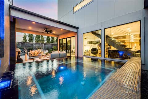 Photo of 2014 Park Street, Houston, TX 77019 (MLS # 77301686)