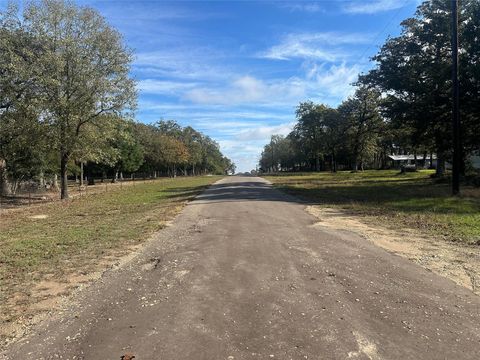 8032 County Road 314 Buffalo TX 75831