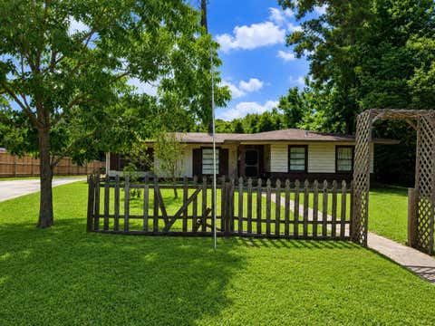 Photo of 320 Temple Street, Woodville, TX 75979 (MLS # 93477672)