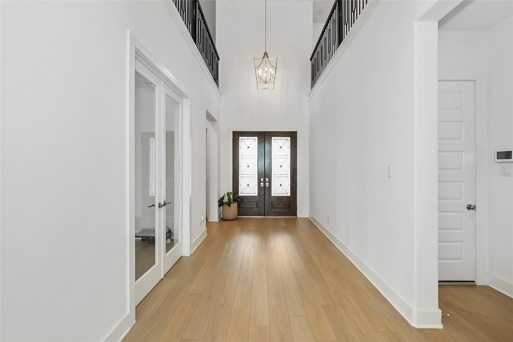 Photo of 400 Horizon Light Lane, Katy, TX 77493 (MLS # 26854283)