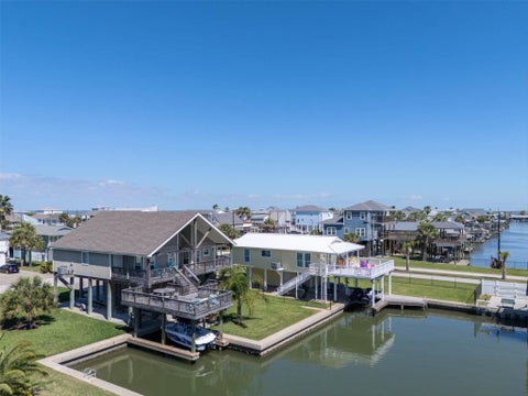 Homes For Sale - 22019 Frio Drive<br/> Galveston, TX 77554