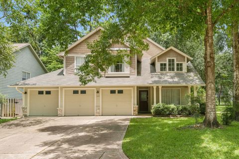 Photo of 123 Sheerborne Court, The Woodlands, TX 77382 (MLS # 65591803)