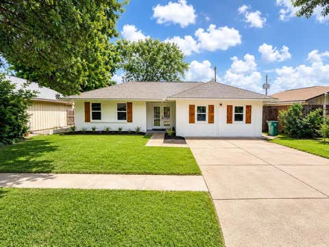 Homes For Sale - 1110 Dunstan Road<br/> Pasadena, TX 77502