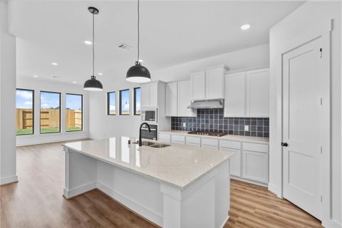 Photo of 721 Cross Timbers Trace, Waller, TX 77484 (MLS # 22798422)