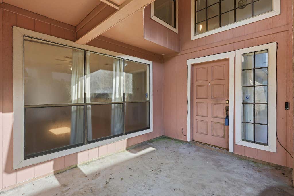 Photo of 810 Derby Lane, Missouri City, TX 77489 (MLS # 9790828)