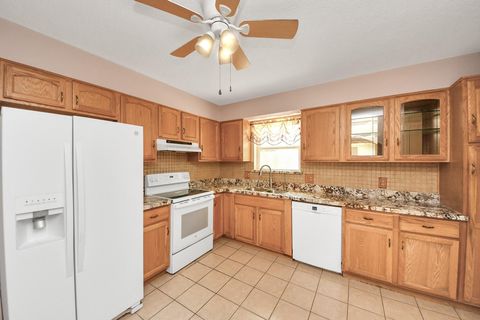 Photo of 14115 Wickersham Lane, Houston, TX 77077 (MLS # 47250602)
