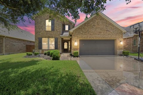 Photo of 2003 Sunset Terrace Lane, Pearland, TX 77089 (MLS # 53770519)