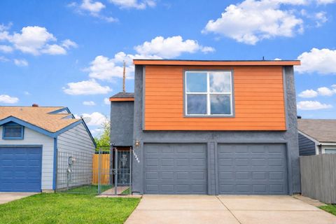 Photo of 10260 Bridgeland Lane, Houston, TX 77041 (MLS # 34889142)