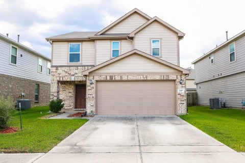 Homes For Sale - 2507 White Bluff Lane<br/> Houston, TX 77038