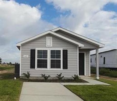 Photo of 2623 Road 5724, Cleveland, TX 77327 (MLS # 60803093) Photo of 2623 Road 5724, Cleveland, TX 77327 (MLS # 60803093)