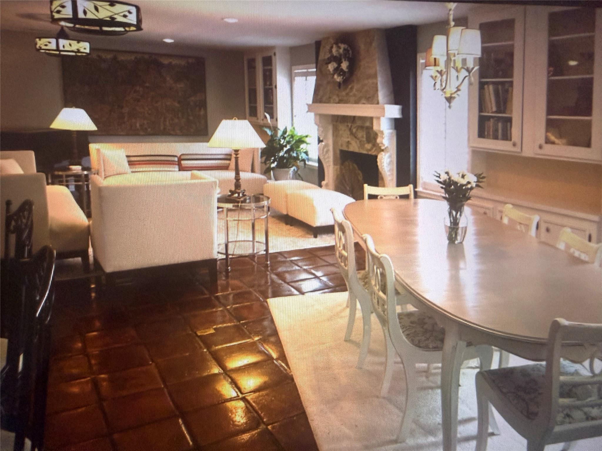 4010 Ecuador Drive