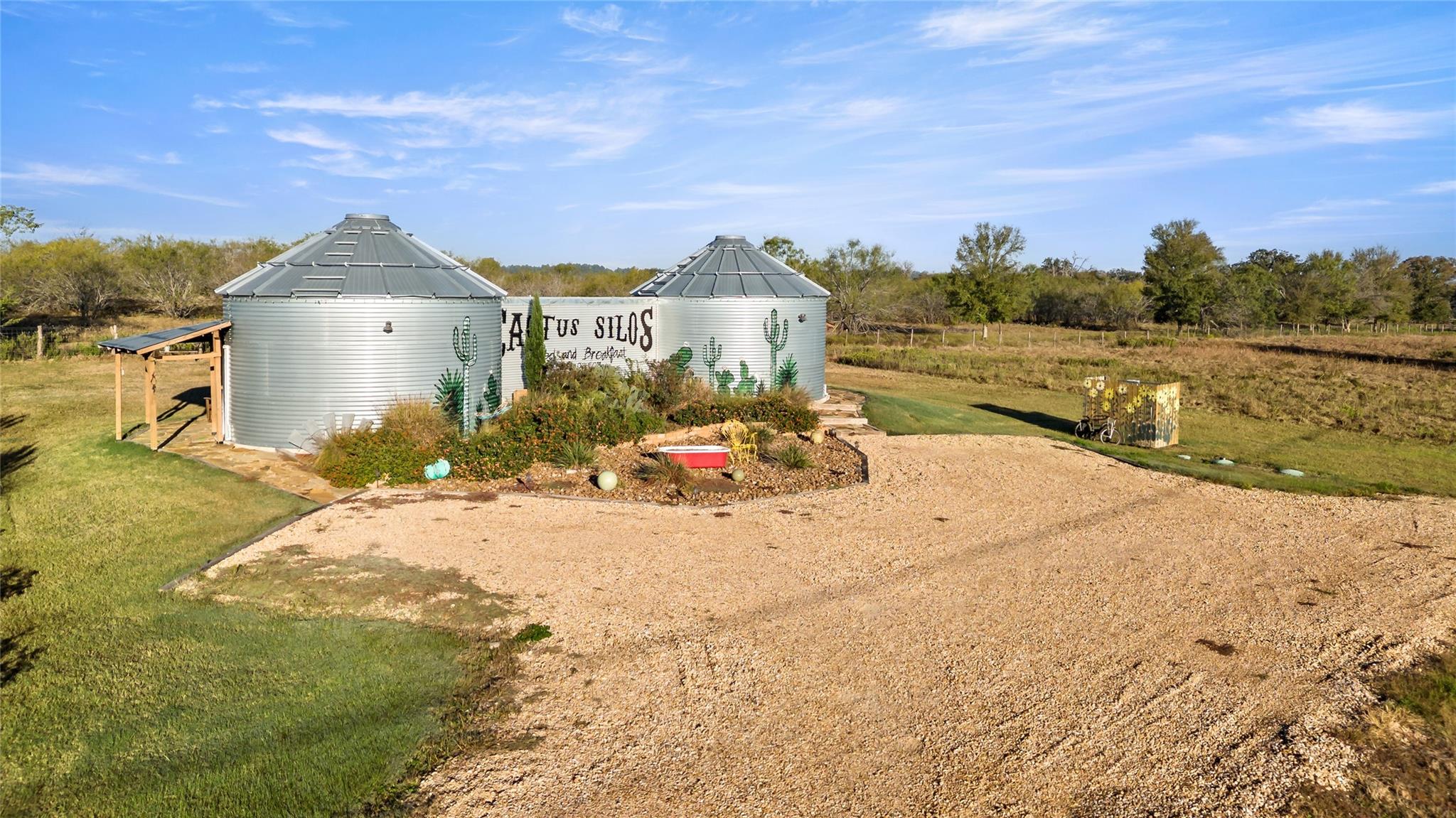 26759 N Hwy 90