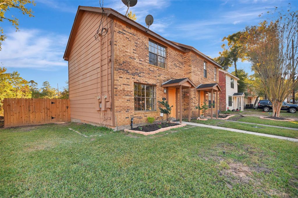 Photo of 1706 Longview Street #1, Conroe, TX 77301 (MLS # 67379720)