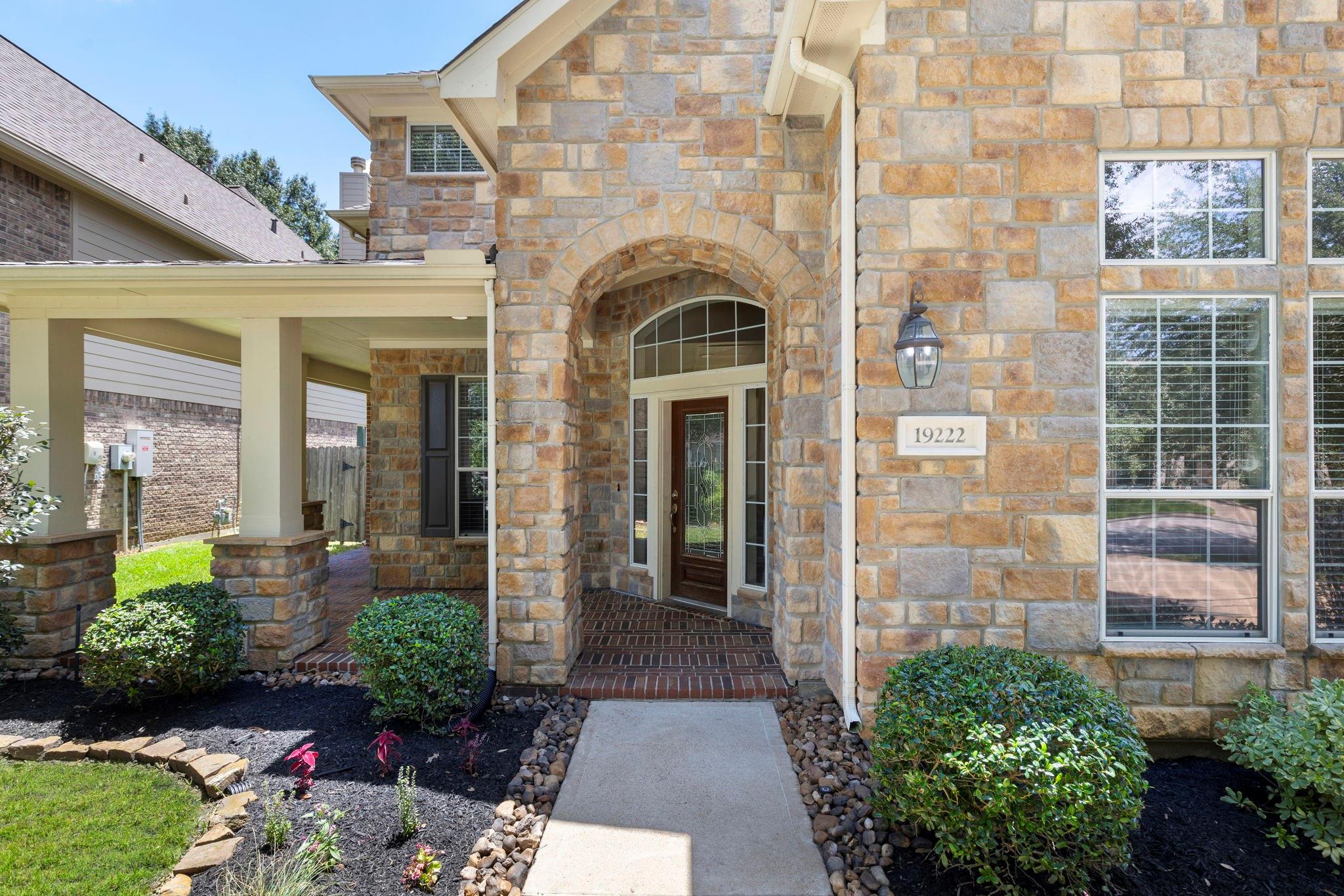 19222 Senterra Lakes Boulevard