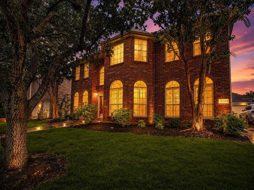 Photo of 2410 Falcon Knoll Lane, Katy, TX 77494 (MLS # 79573769)