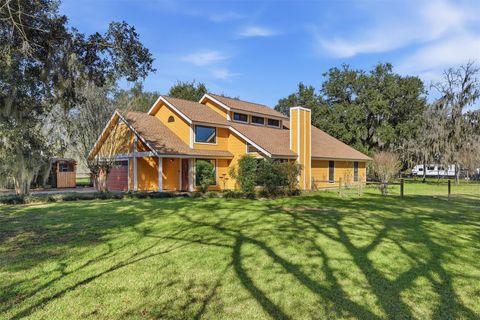 Photo of 5610 County Road 823, West Columbia, TX 77486 (MLS # 13886192)