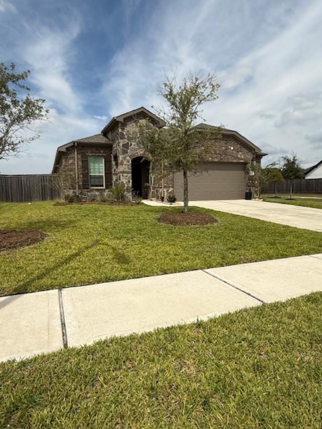 5122 Persimmons Peak