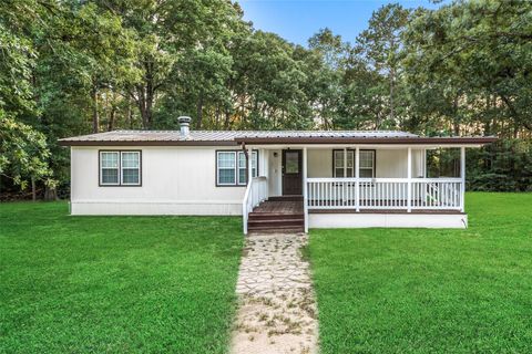 Photo of 110 Charlies Lane Lane, Trinity, TX 75862 (MLS # 88616437)