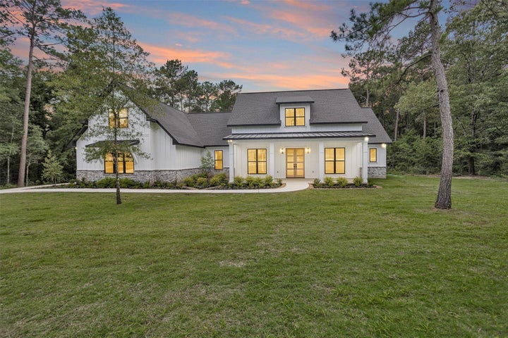 Photo 1 of 47 — 9384 Cedar Bend, Plantersville, TX 77363