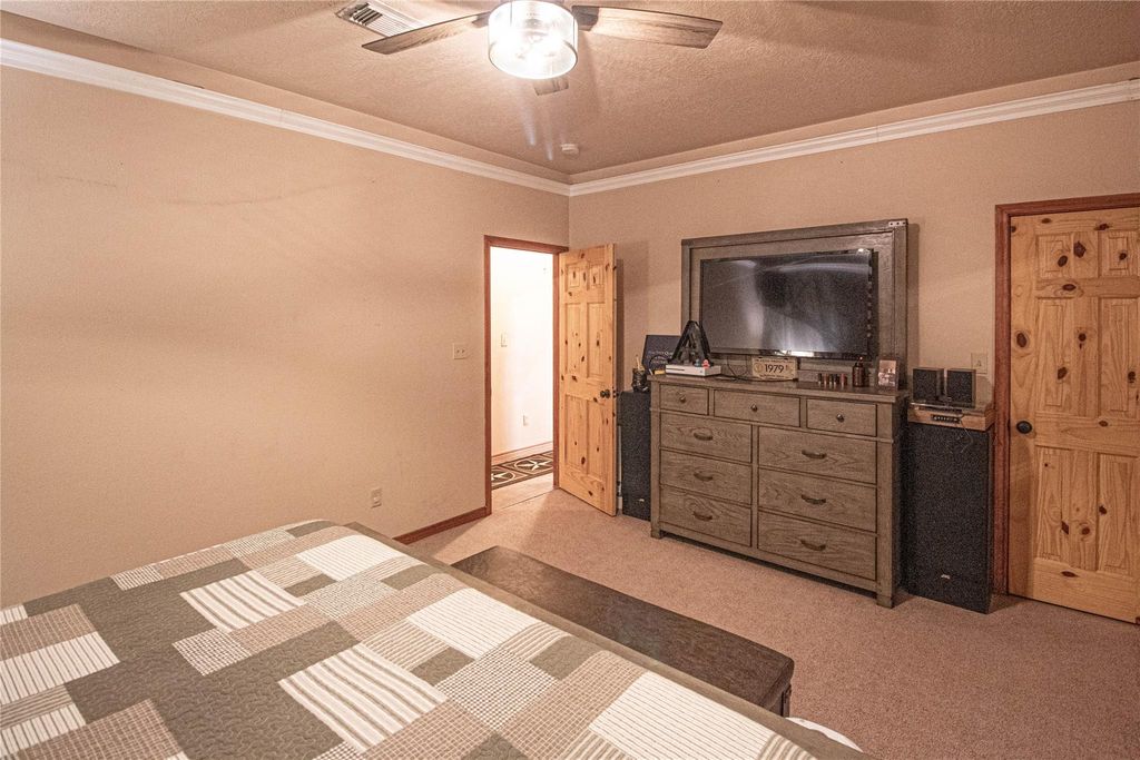 Photo of 1705 Yarborough Loop, Livingston, TX 77351 (MLS # 34579473)