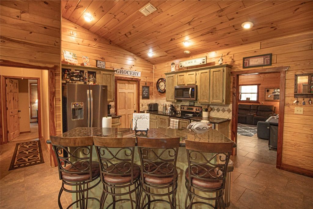 Photo of 1705 Yarborough Loop, Livingston, TX 77351 (MLS # 34579473)