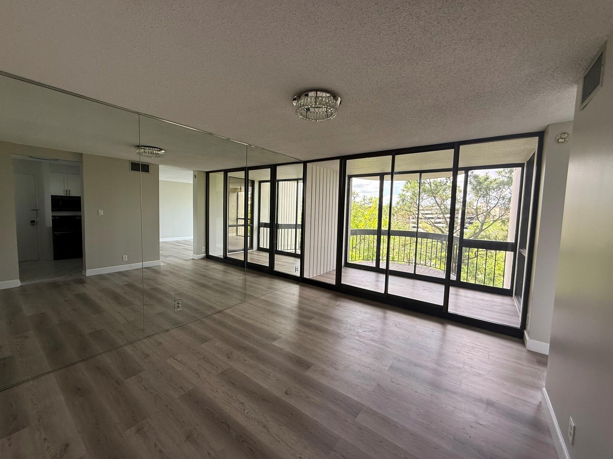 5001 Woodway Drive 705