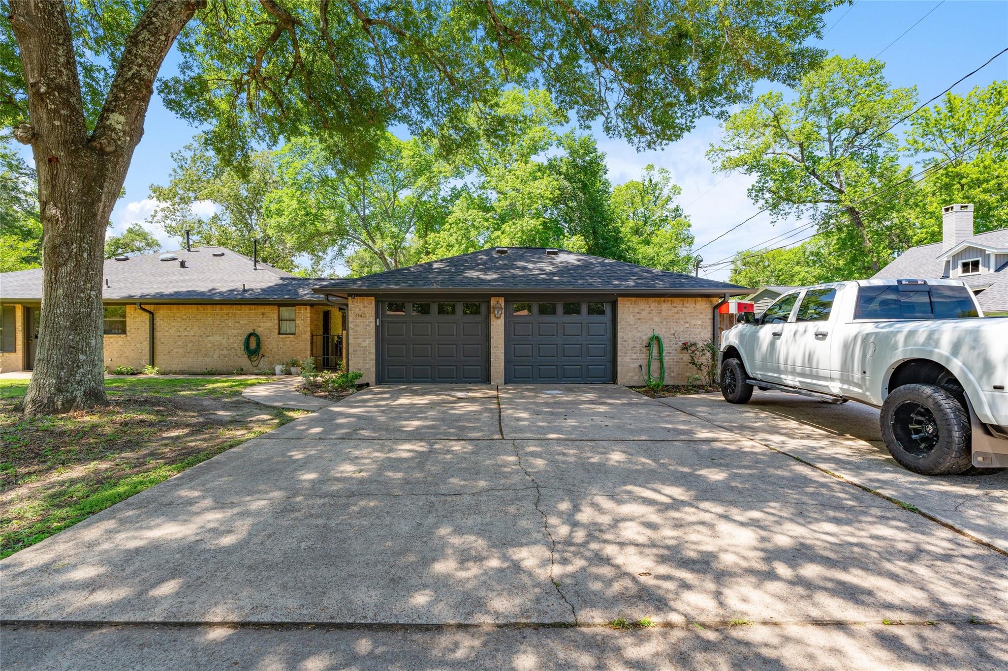 843 Fall Creek Drive