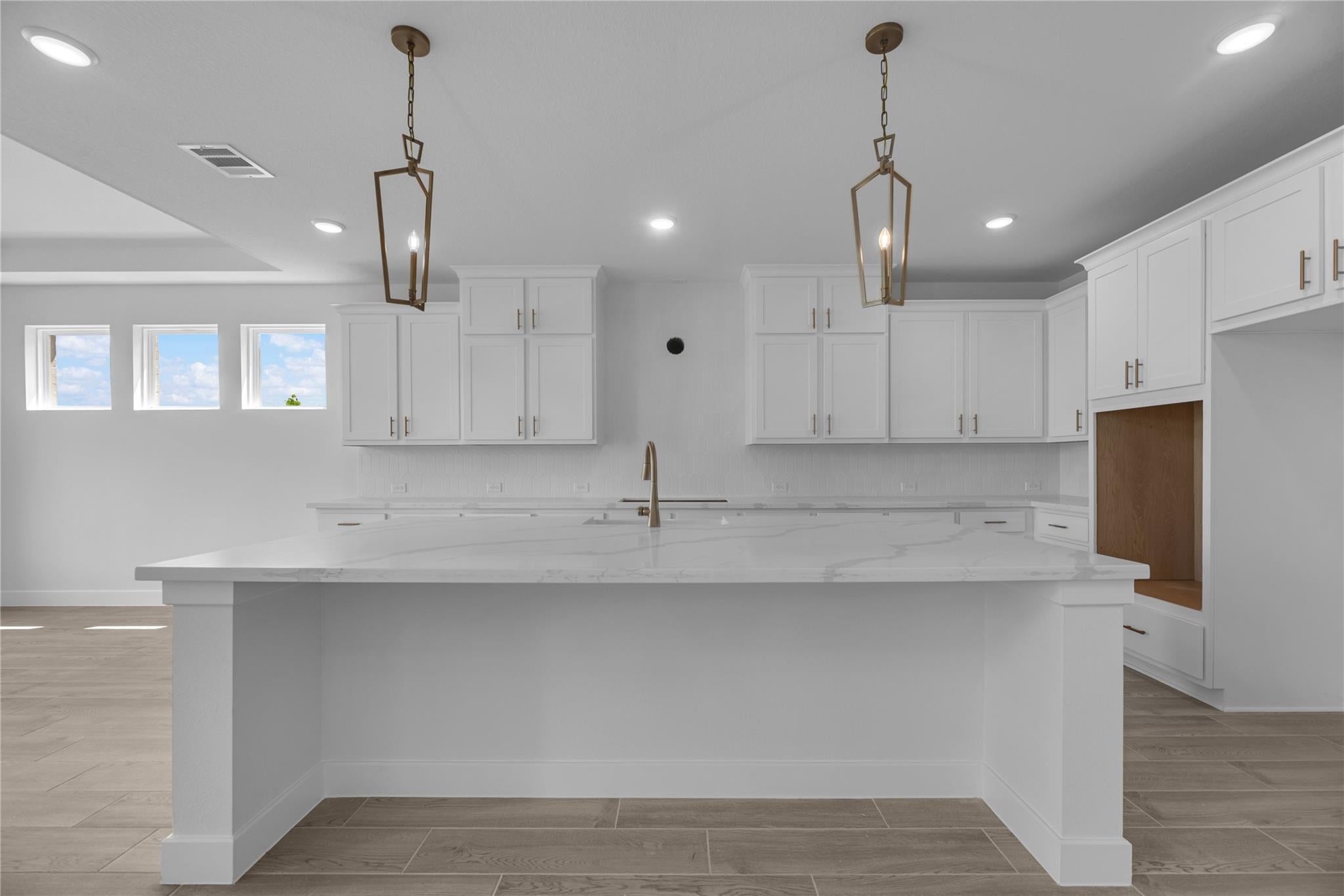 2717 Tamarack Lodge Drive