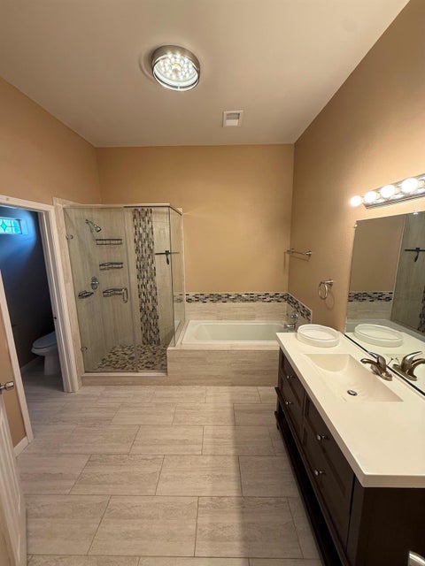 Photo of 4122 Drake Street #1/2, Houston, TX 77005 (MLS # 43985663)