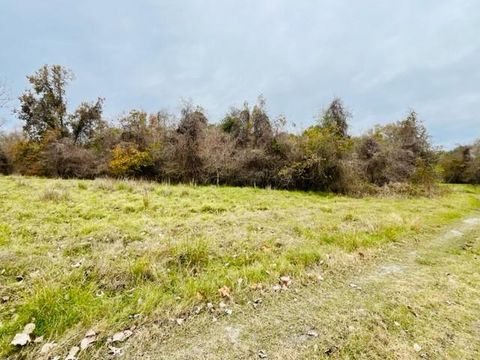 Vacant Land For Sale - LOT 305 Trinity Drive<br/> Liberty, TX 77575