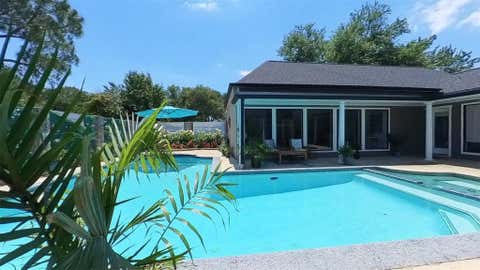 Photo of 3339 Country Club Boulevard, Stafford, TX 77477 (MLS # 81346277)