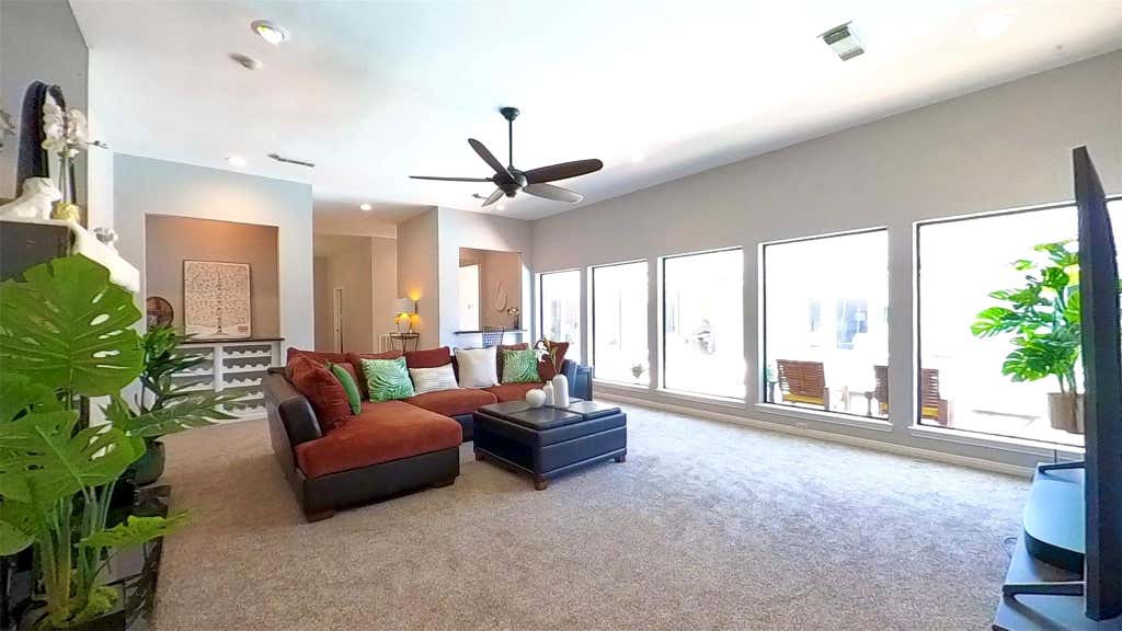 Photo of 3339 Country Club Boulevard, Stafford, TX 77477 (MLS # 81346277)