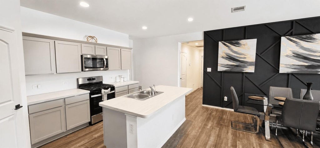 Photo of 24836 Sugar Pine Cone Street, Magnolia, TX 77355 (MLS # 85590767)