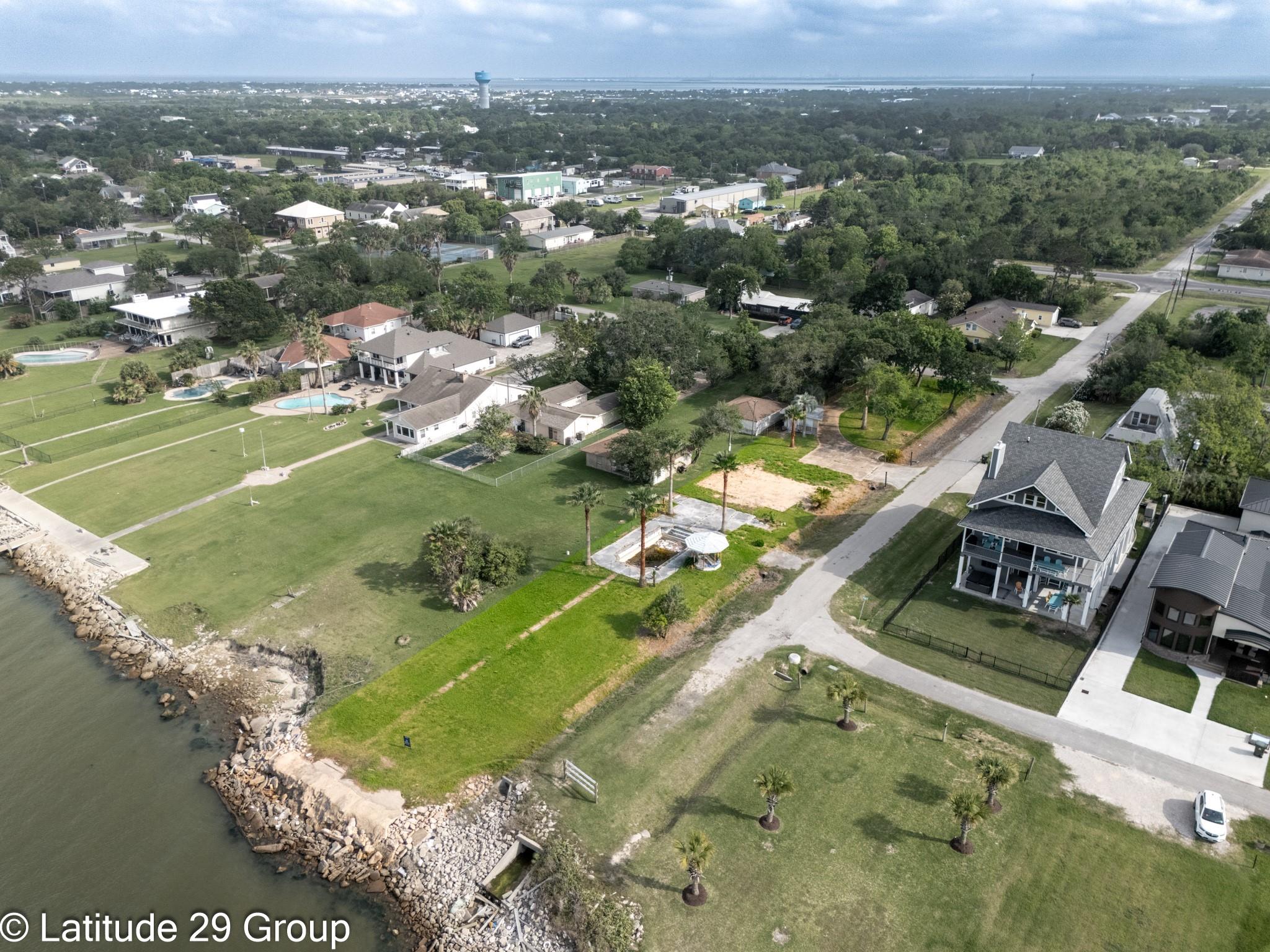 2588 Cliff Drive
