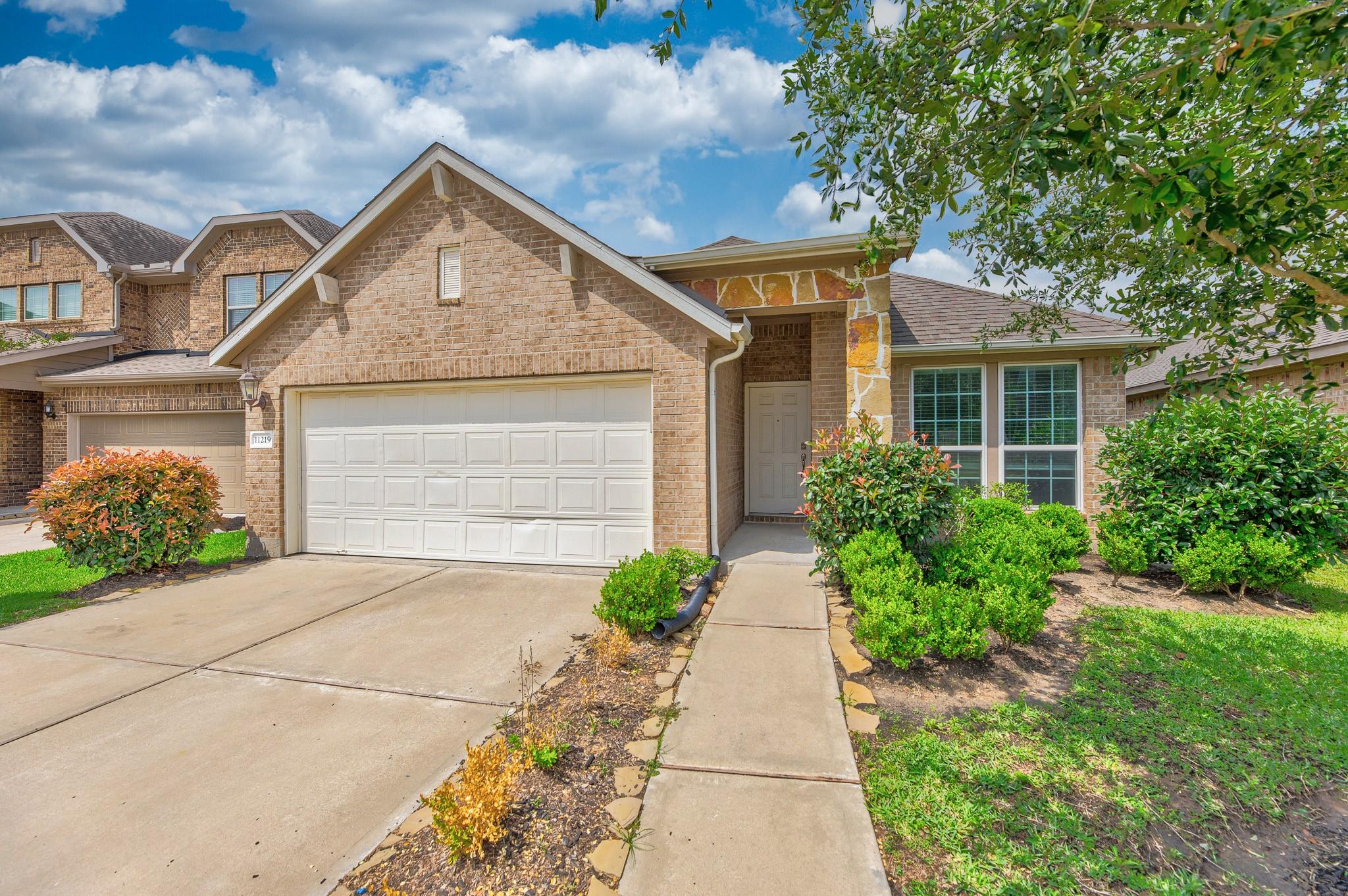 11219 Victoria Hollow Trace