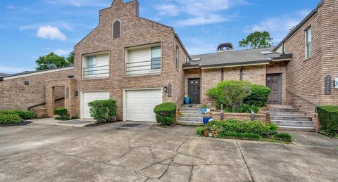 Photo of 16158 Seahorse Drive, Houston, TX 77062 (MLS # 33895354)