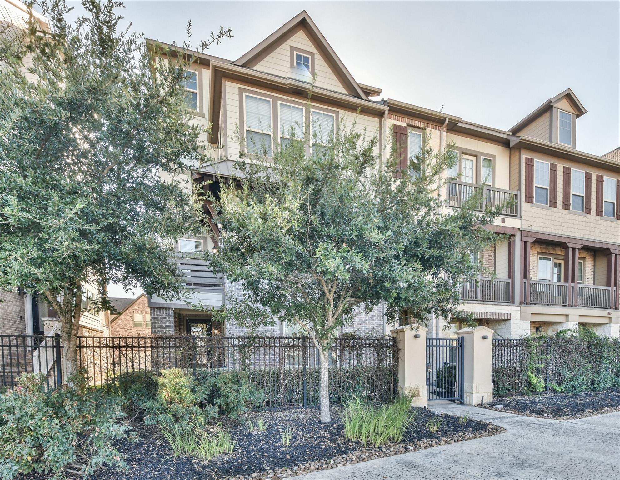 9643 Towne Lake Parkway