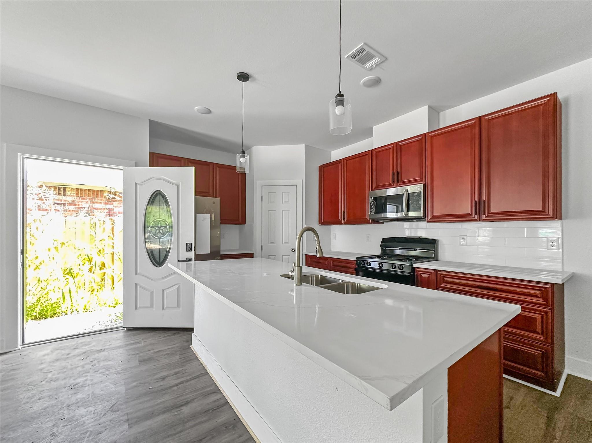 6010 Bobby Burns Street