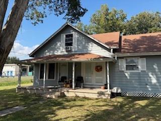 900 E Houston Street