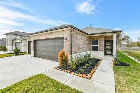 Photo of 245 Harlingen Drive, Magnolia, TX 77354 (MLS # 93132592)