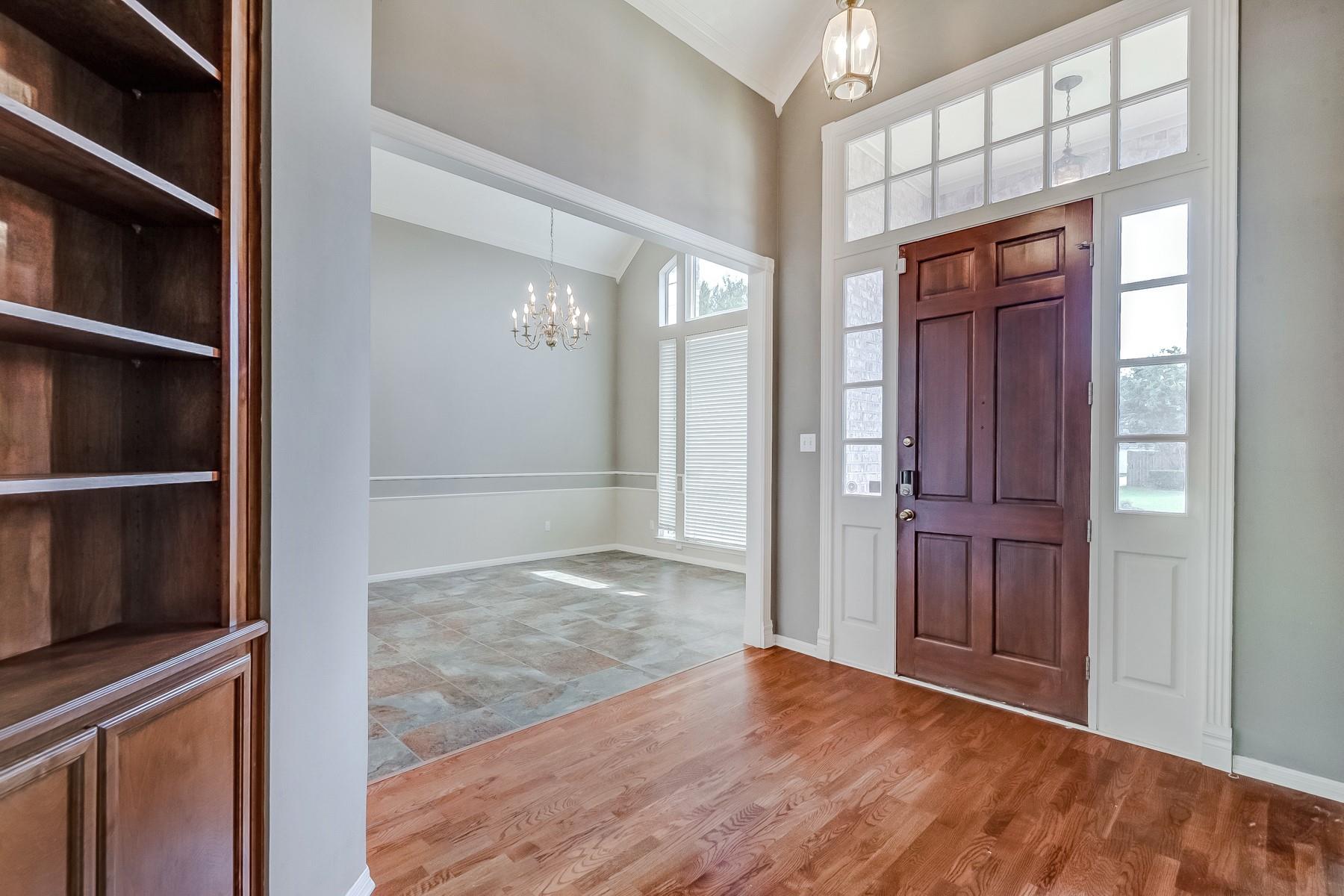 6220 Regina Lane