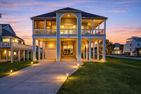 Photo of 4210 Sandpiper, Galveston, TX 77554 (MLS # 98316848)