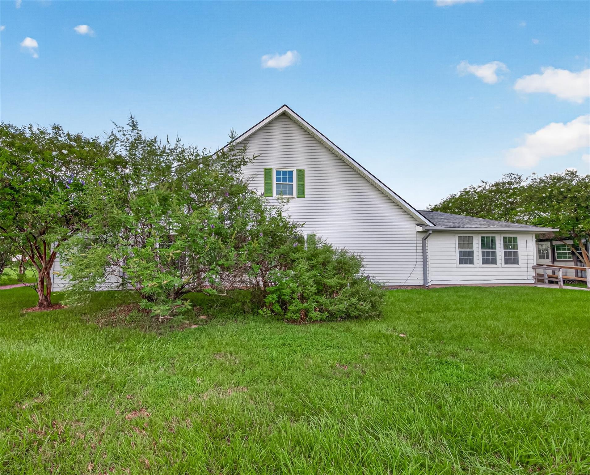 15126 Boudreaux Road