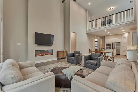 Photo of 420 Coppice Creek Lane, Montgomery, TX 77316 (MLS # 72432882)