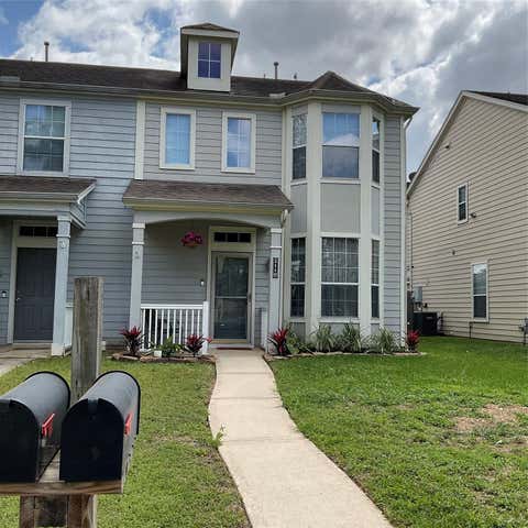 Townhouse For Sale - 2110 Rustling Trees Way<br/> Spring, TX 77373