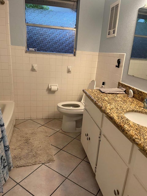 Tiny photo for 5515 W Airport Boulevard, Houston, TX 77035 (MLS # 24300872)