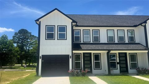 Photo of 729 Ebenezer Lane, Brenham, TX 77833 (MLS # 330796)