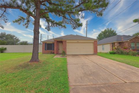 Photo of 7907 Fire Thorn Lane, Cypress, TX 77433 (MLS # 33273883)