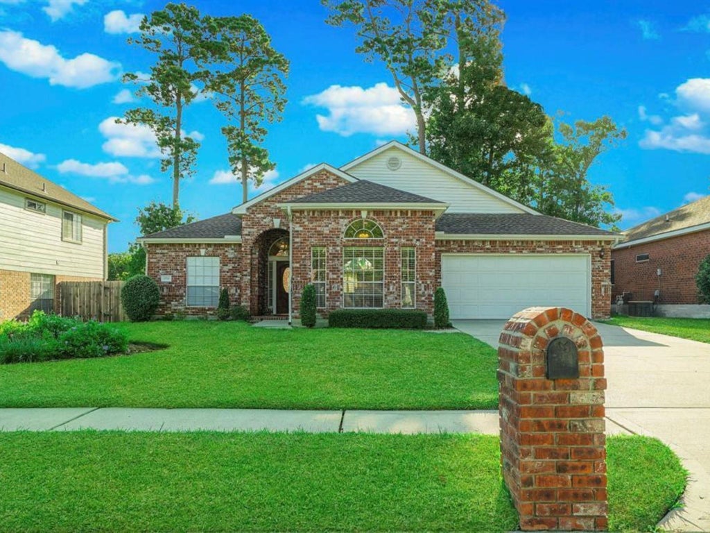 Photo of 25710 Bearborough Drive, Spring, TX 77386 (MLS # 67979211)