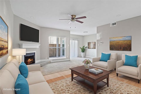 Condo For Rent - 9707 Richmond Avenue #73<br/> Houston, TX 77042